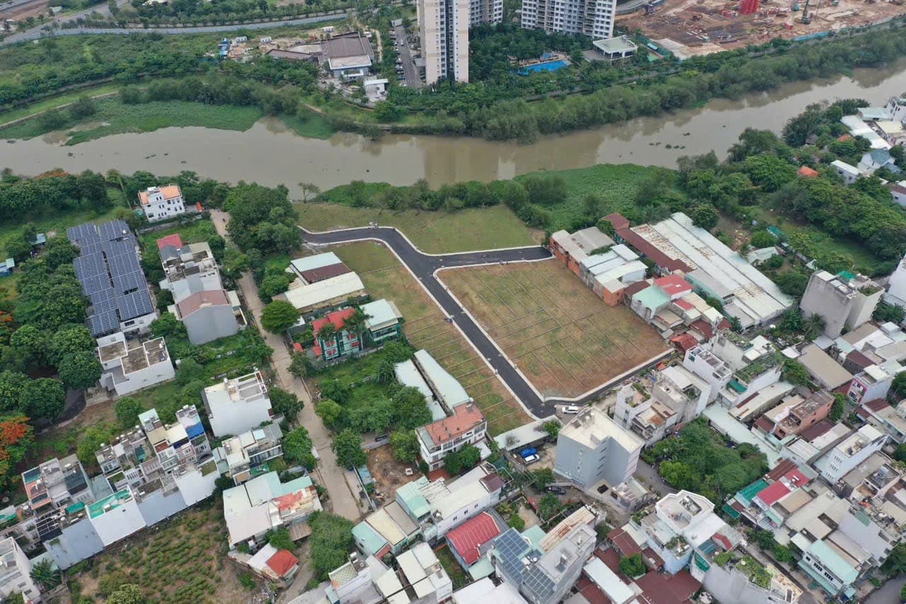 Đất nền sổ đổ trung tâm Q2 cũ