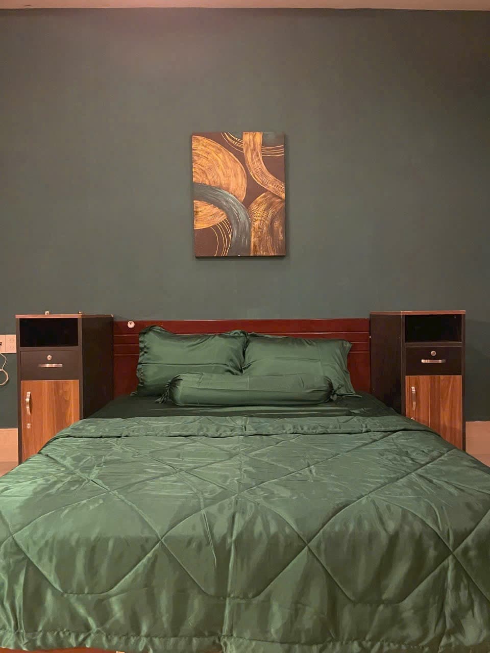✨ Studio full nội thất tại Quận 3. Cửa sổ trời đón gió, phòng sáng thoáng và mát mẻ cả ngày.